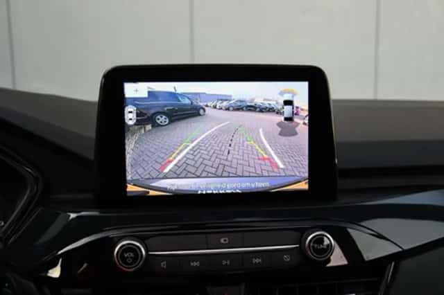 Ford Kuga (2022) thumbnail 26
