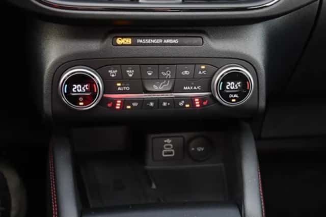 Ford Kuga (2022) thumbnail 30
