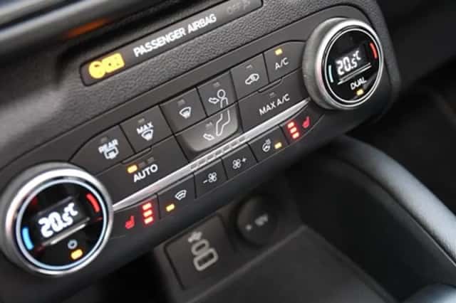 Ford Kuga (2022) thumbnail 31