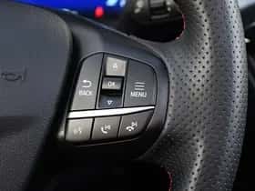 Ford Kuga (2022) thumbnail 36