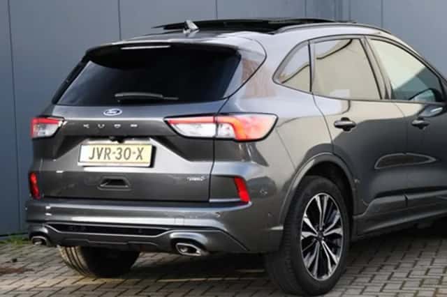 Ford Kuga (2022) thumbnail 7