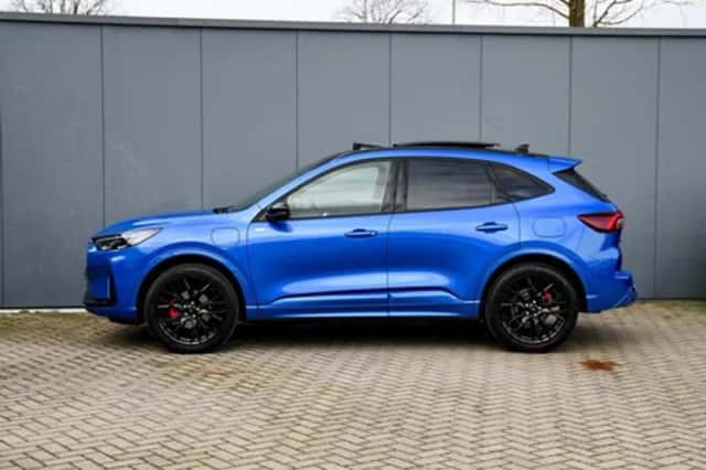Ford Kuga (2026) thumbnail 4