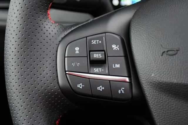 Ford Kuga (2026) thumbnail 39