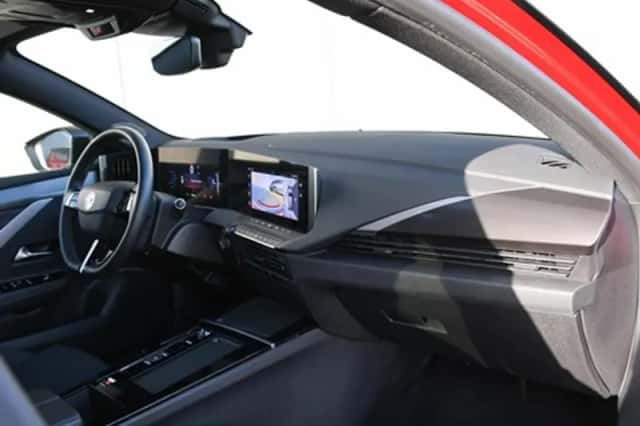 Opel Astra Sports Tourer (2024) thumbnail 10
