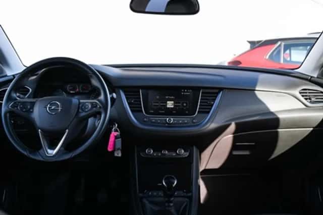 Opel Grandland X (2018) thumbnail 14