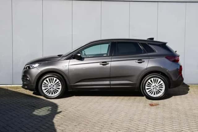 Opel Grandland X (2018) thumbnail 3