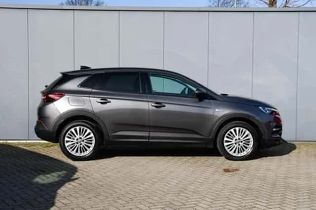 Opel Grandland X (2018) thumbnail 4