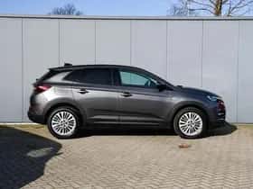 Opel Grandland X (2018) thumbnail 4