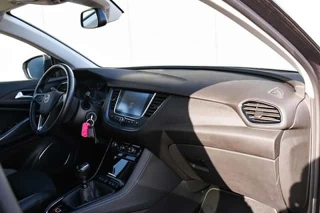 Opel Grandland X (2018) thumbnail 9