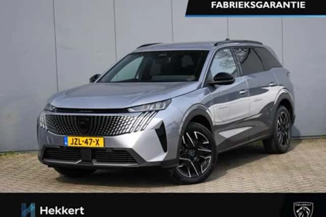 Peugeot 5008 (2025) thumbnail 1