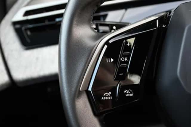 Peugeot 5008 (2025) thumbnail 28