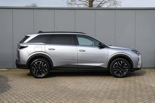 Peugeot 5008 (2025) thumbnail 4