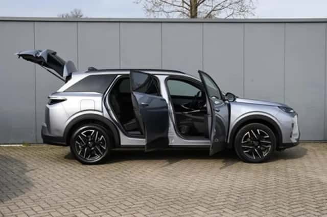 Peugeot 5008 (2025) thumbnail 32