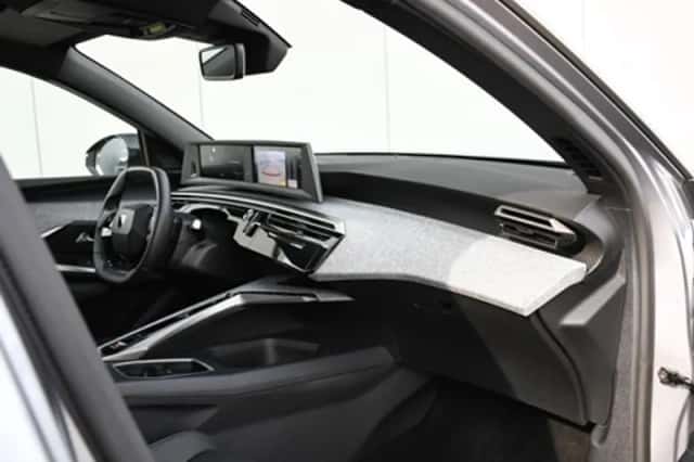 Peugeot 5008 (2025) thumbnail 9