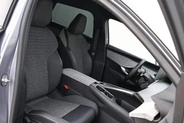 Peugeot 5008 (2025) thumbnail 10