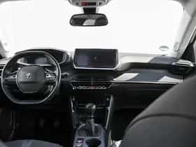 Peugeot 2008 (2021) thumbnail 13