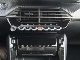 Peugeot 2008 (2021) thumbnail 22