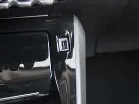 Peugeot 2008 (2021) thumbnail 23