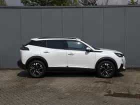 Peugeot 2008 (2021) thumbnail 4