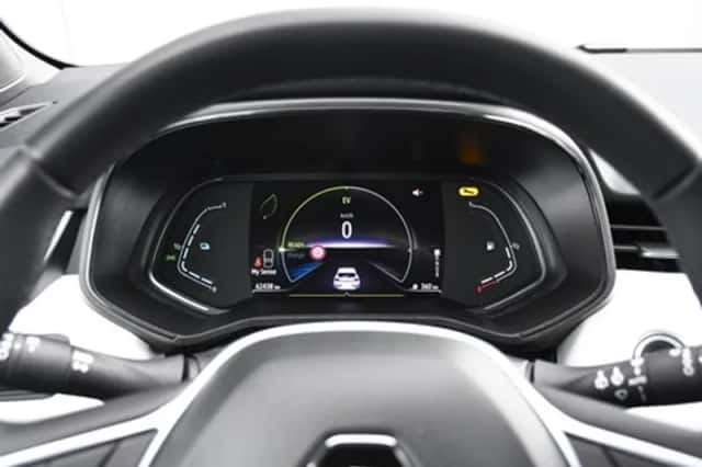 Renault Clio (2022) thumbnail 16