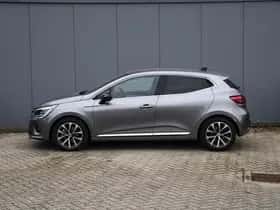 Renault Clio (2022) thumbnail 3
