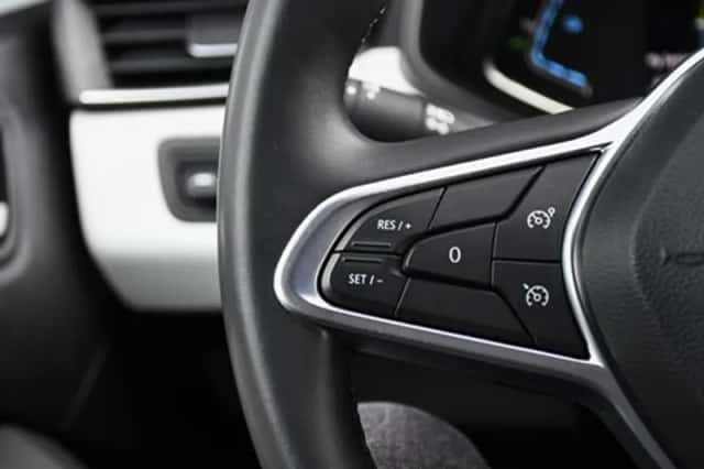 Renault Clio (2022) thumbnail 26