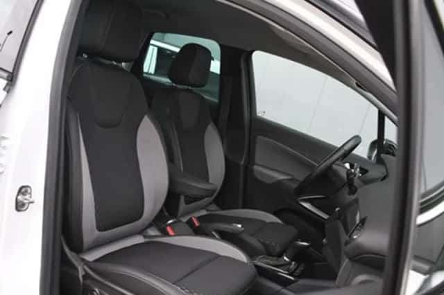 Opel Crossland X (2019) thumbnail 9