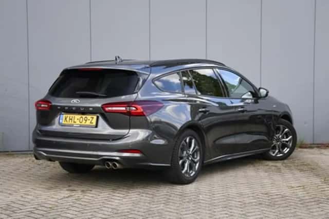 Ford Focus (2024) thumbnail 5