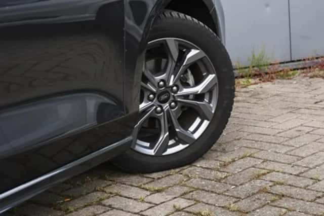 Ford Focus (2024) thumbnail 7