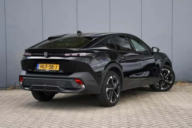 Peugeot 408 (2025) thumbnail 5
