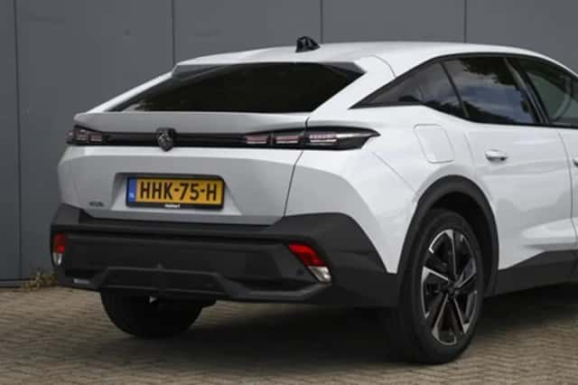 Peugeot 408 (2025) thumbnail 6