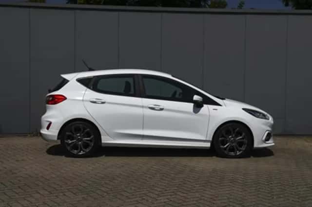 Ford Fiesta (2019) thumbnail 4