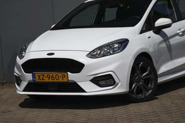 Ford Fiesta (2019) thumbnail 2