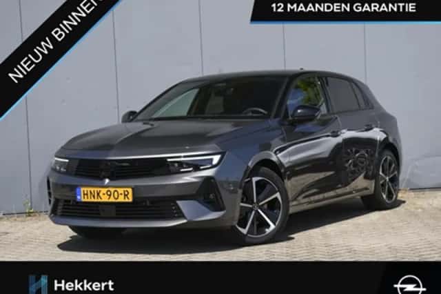 Opel Astra (2025) thumbnail 1
