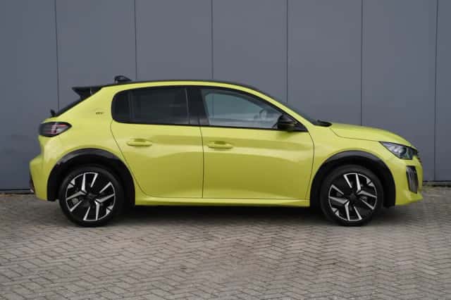 Peugeot 208 (2024) thumbnail 4