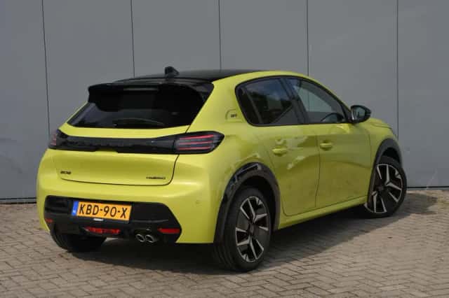 Peugeot 208 (2024) thumbnail 5