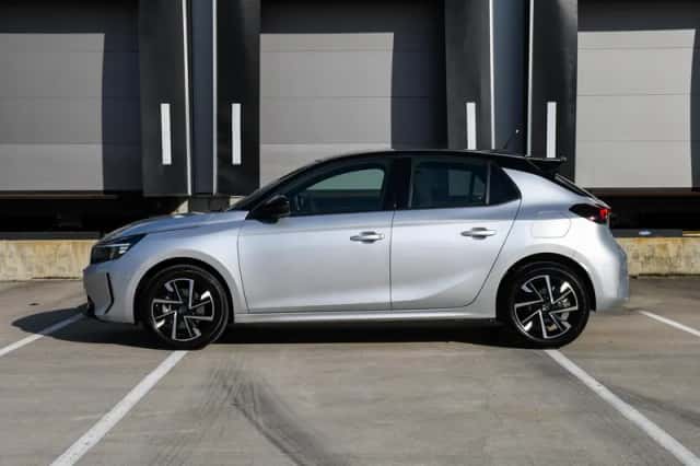 Opel Corsa (2025) thumbnail 3