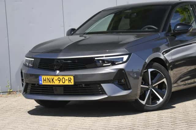 Opel Astra (2025) thumbnail 2