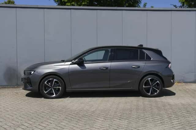 Opel Astra (2025) thumbnail 3