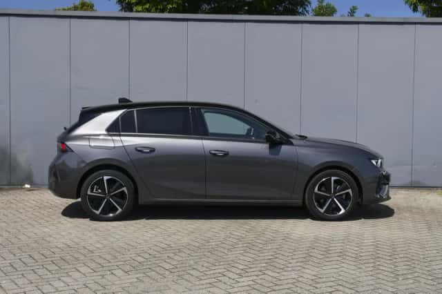 Opel Astra (2025) thumbnail 4