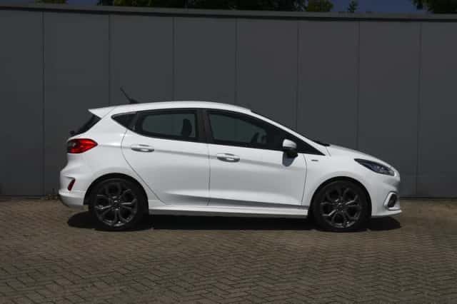 Ford Fiesta (2019) thumbnail 4