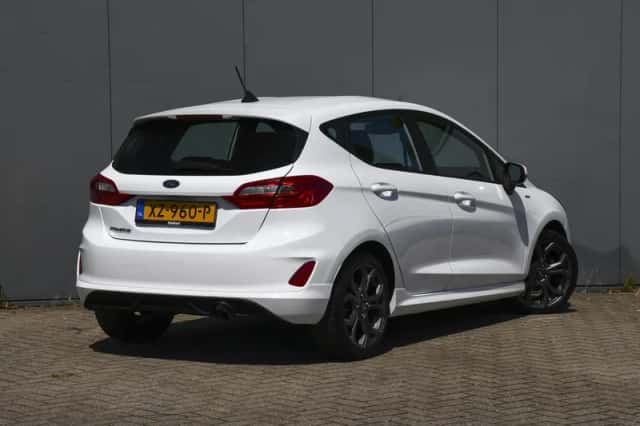 Ford Fiesta (2019) thumbnail 5
