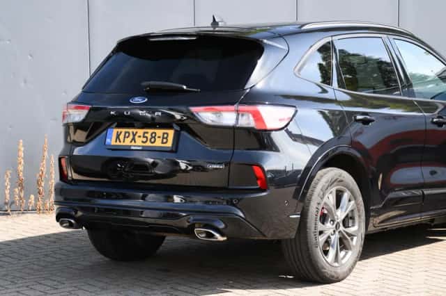Ford Kuga (2022) thumbnail 6