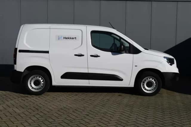 Opel Combo (2023) thumbnail 3