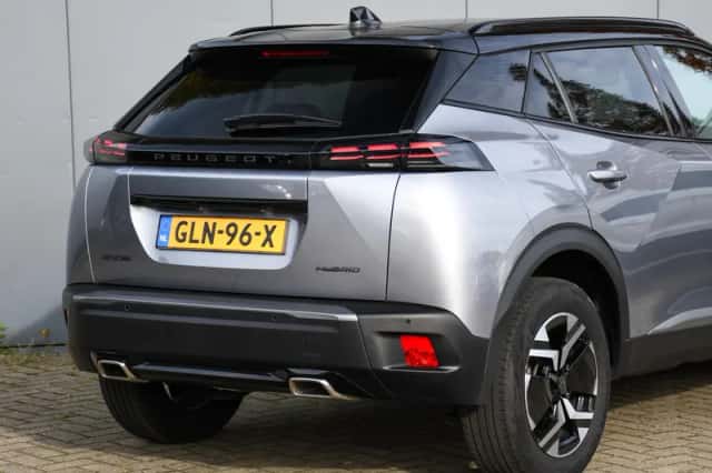 Peugeot 2008 (2024) thumbnail 6