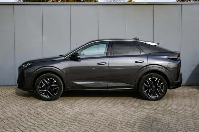 Peugeot 3008 (2024) thumbnail 3