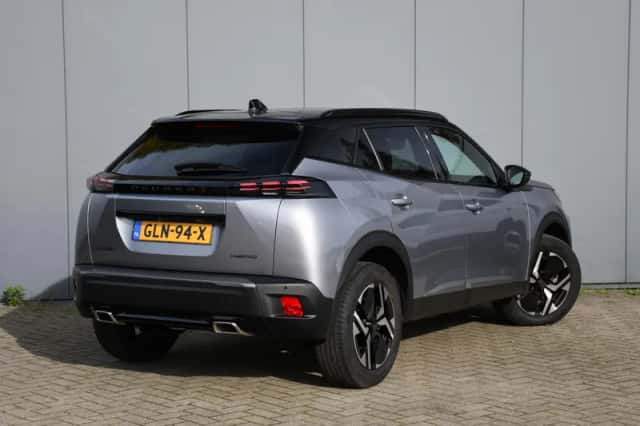 Peugeot 2008 (2024) thumbnail 5