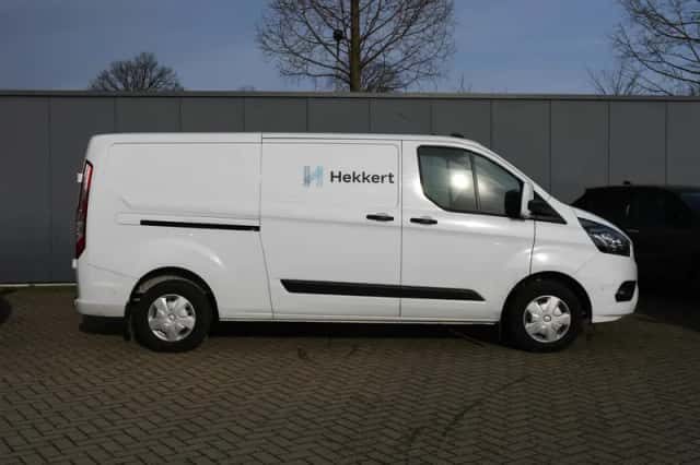 Ford Transit Custom (2023) thumbnail 4