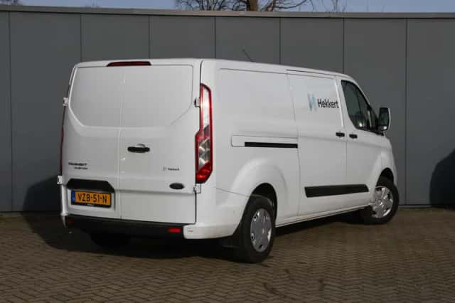 Ford Transit Custom (2023) thumbnail 5