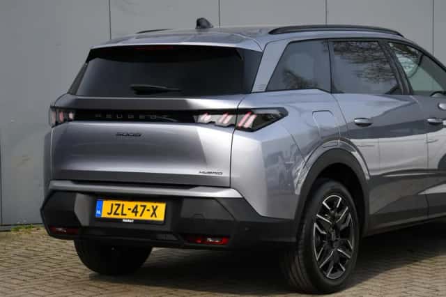 Peugeot 5008 (2025) thumbnail 6
